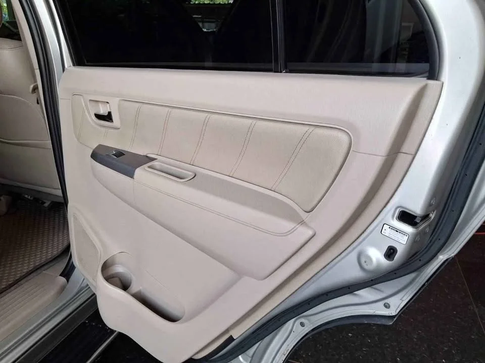 2008 Toyota Fortuner I 3