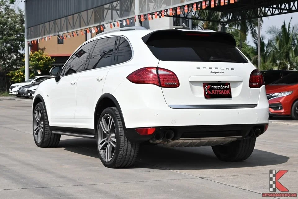 2012 Porsche Cayenne II 3