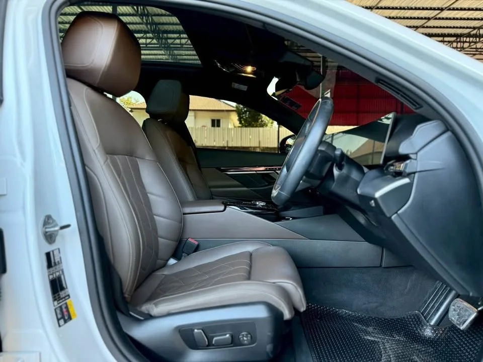 2023 BMW 5er VIII 2