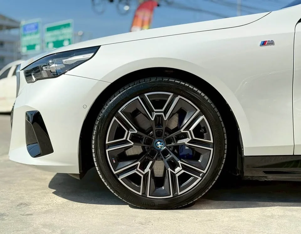 2023 BMW 5er VIII 3