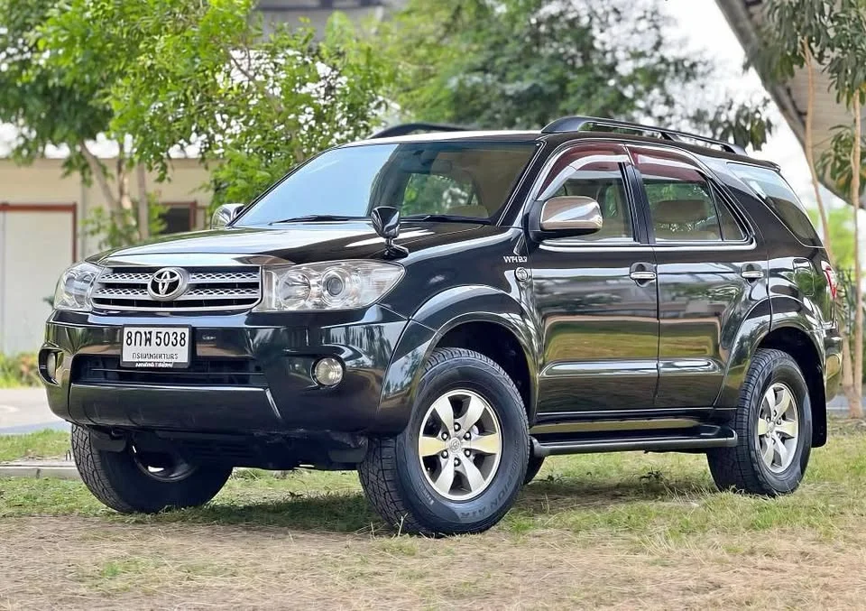 2009 Toyota Fortuner I 3