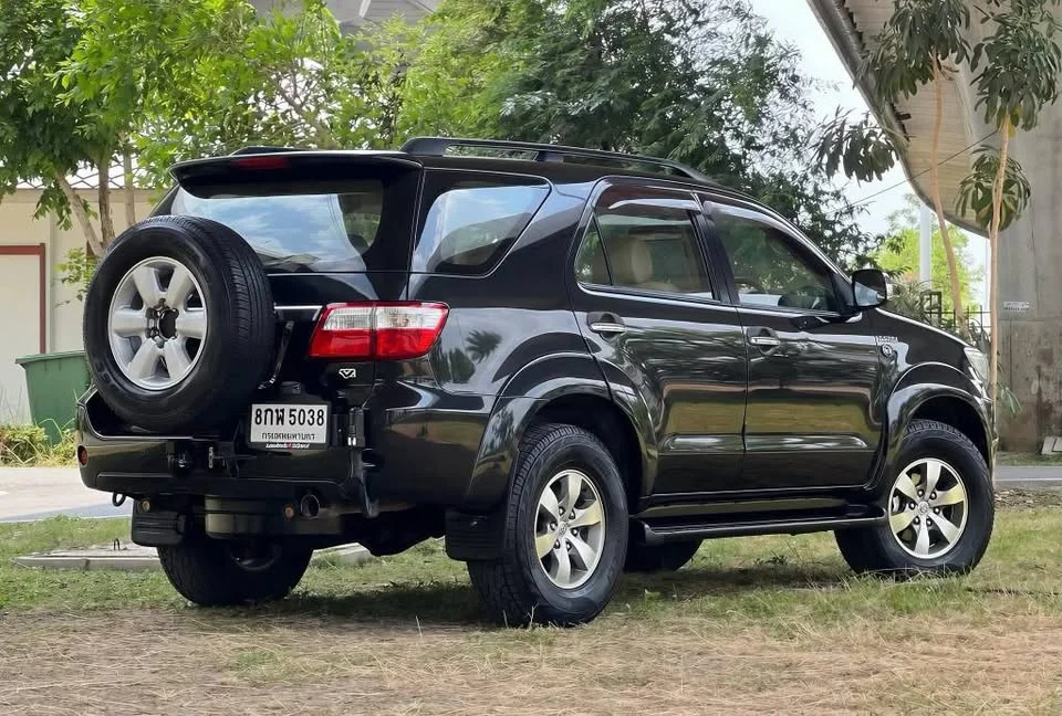 2009 Toyota Fortuner I 2