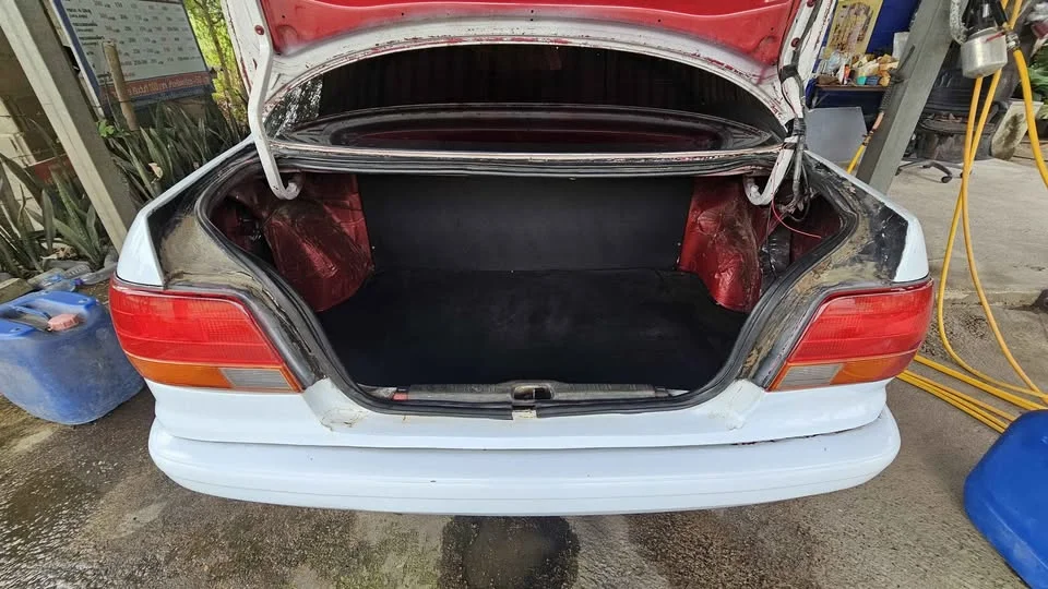 1997 Toyota Corolla Altis VIII (E110) 3