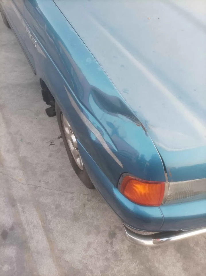 1999 Mazda 2500 Fighter V 3