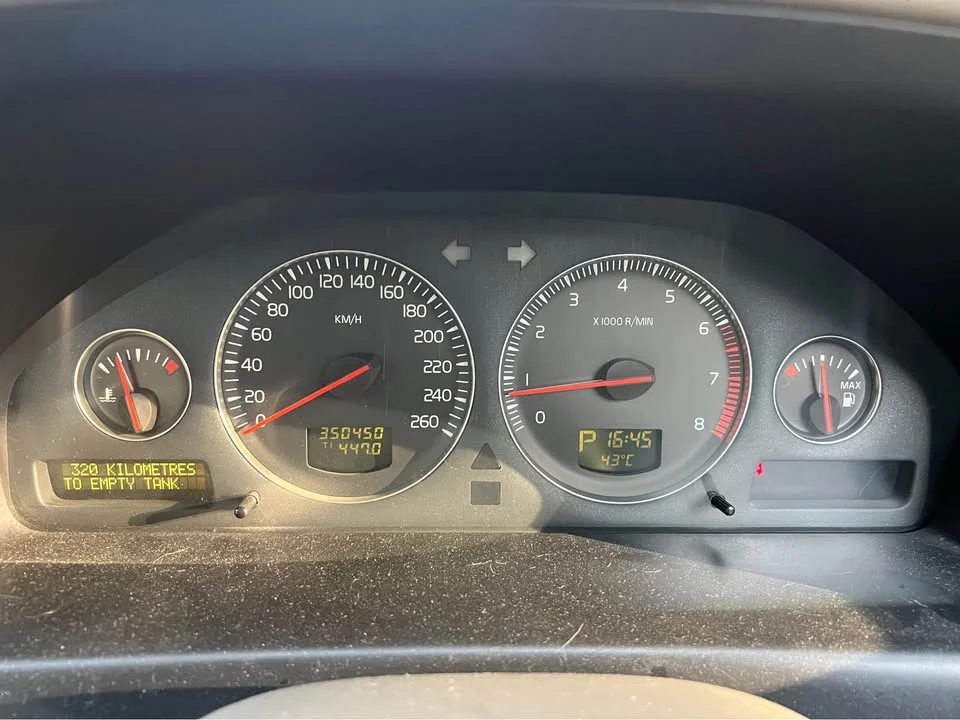 2005 Volvo V70 II 2