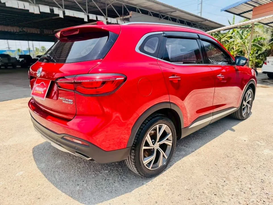 2021 MG HS 3