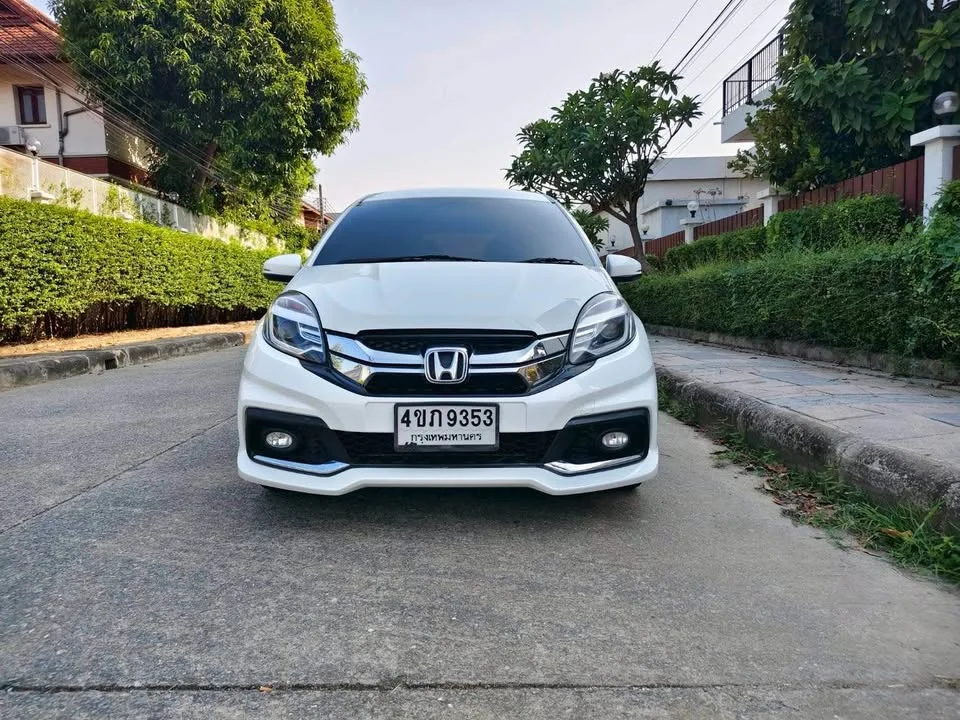 2015 Honda Mobilio II 2