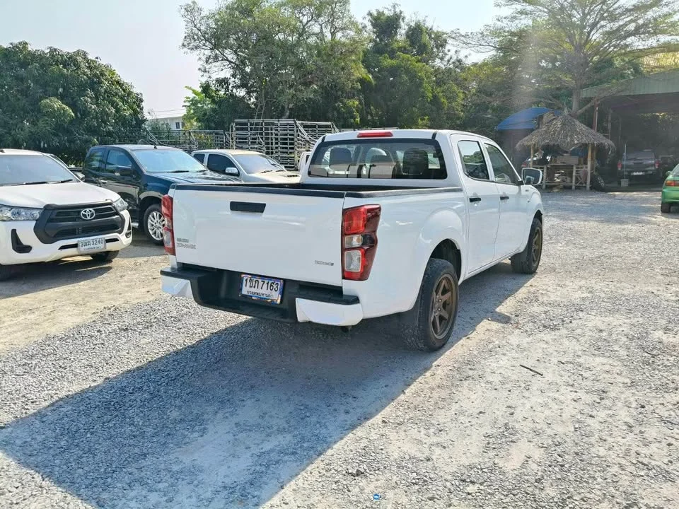 2020 Isuzu D-Max III (RG) 3