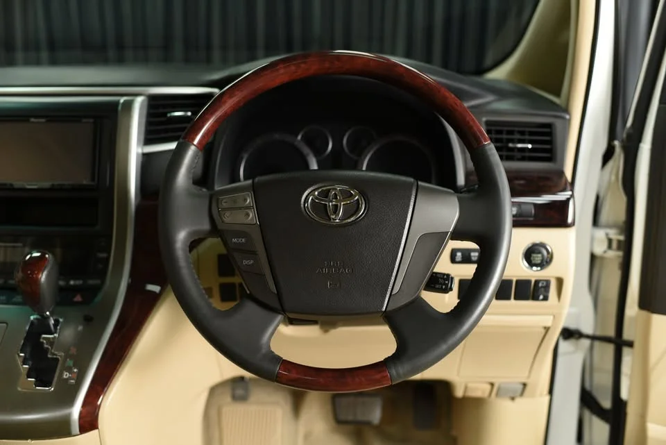 2009 Toyota Alphard, Vellfire II (AH20) 3