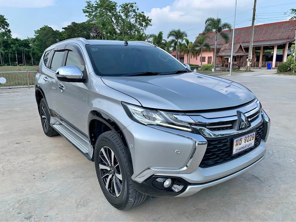 2015 Mitsubishi Pajero Sport III 2