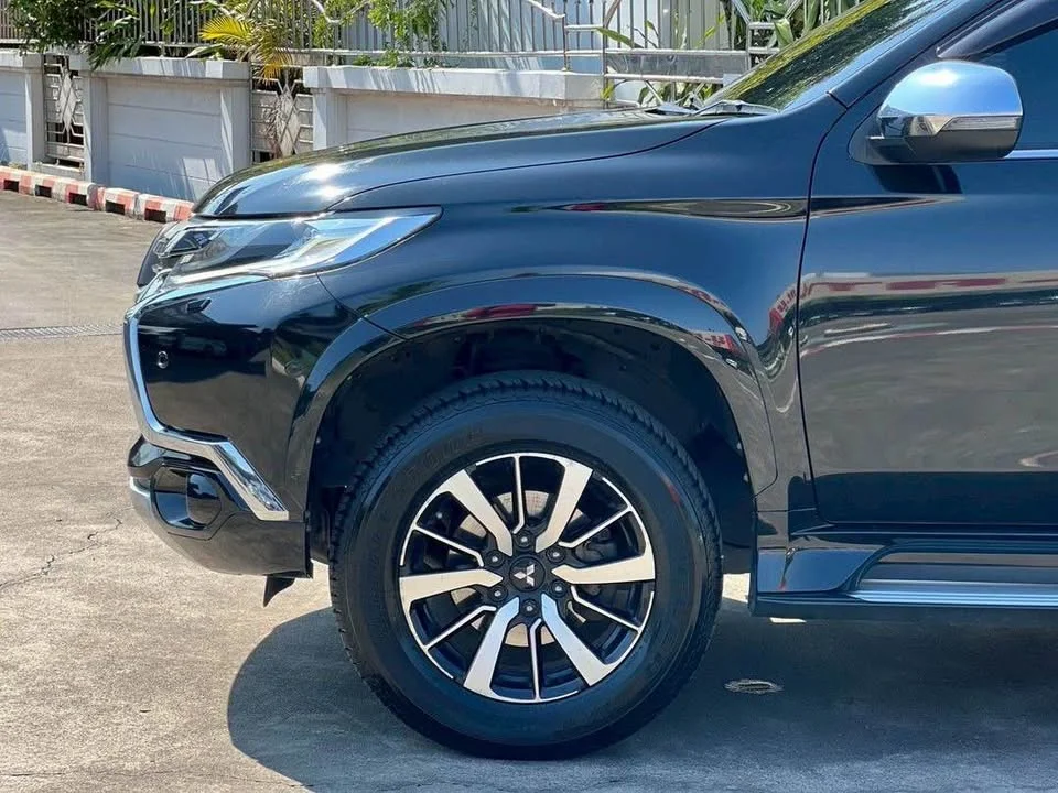 2017 Mitsubishi Pajero Sport III 2