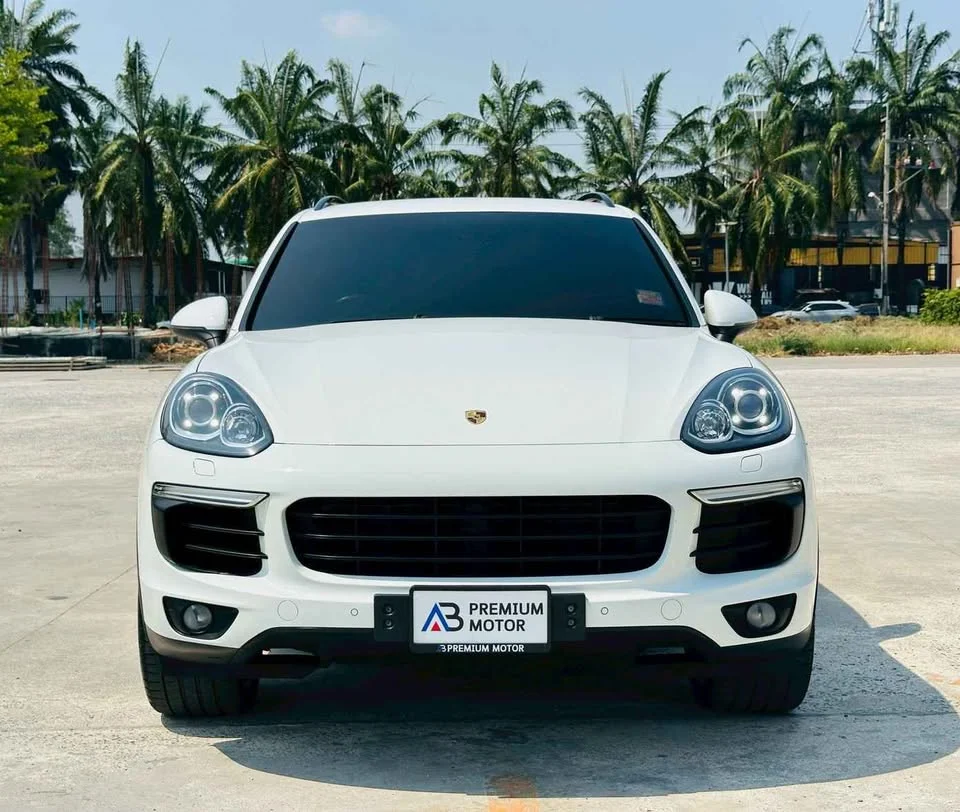 2015 Porsche Cayenne II 2