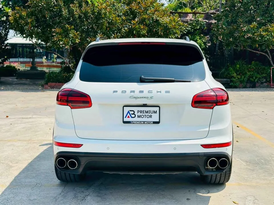 2015 Porsche Cayenne II 3