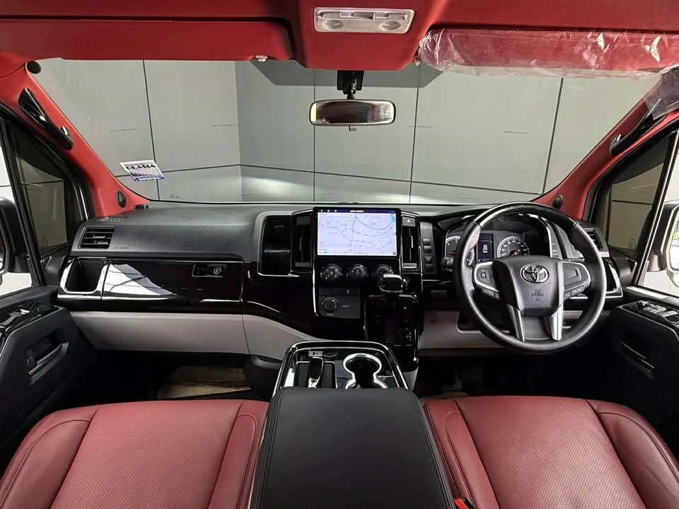 2024 Toyota HiAce VI (H300) 3