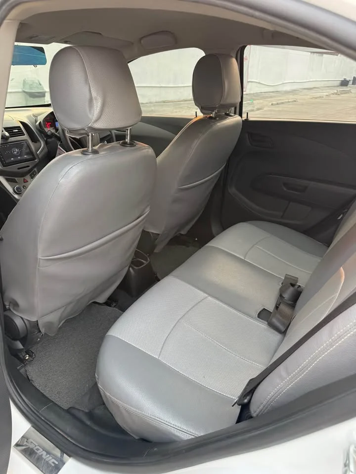 2013 Chevrolet Sonic 3