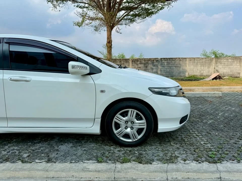 2012 Honda City V 2