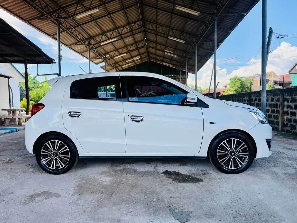 2016 Mitsubishi Mirage VI 2