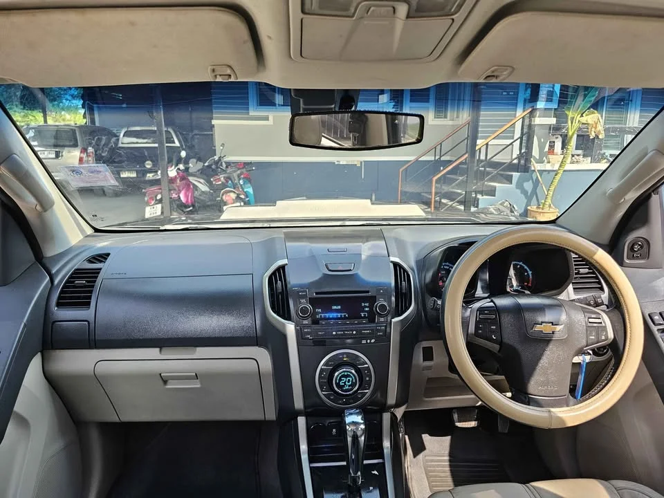 2014 Chevrolet TrailBlazer II 2