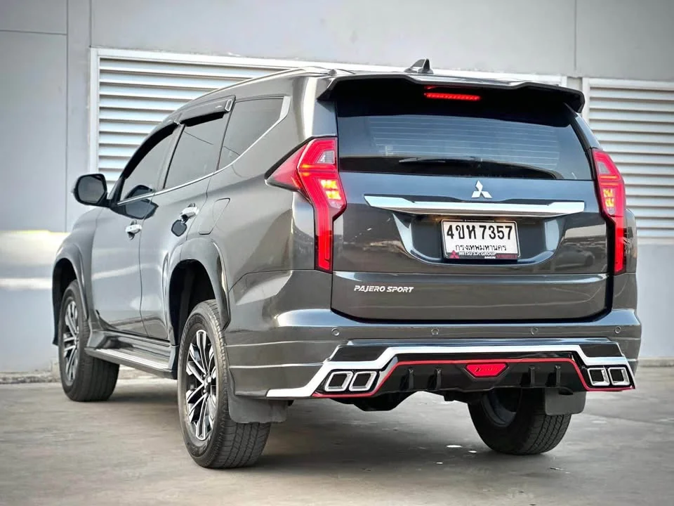 2023 Mitsubishi Pajero Sport III 2