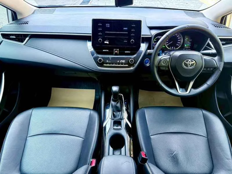 2019 Toyota Corolla Altis XII (E210) 3
