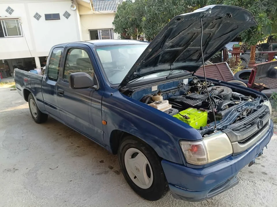 2003 Toyota Hilux Tiger VI 3