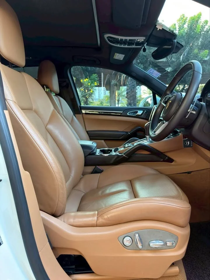 2015 Porsche Cayenne II 2