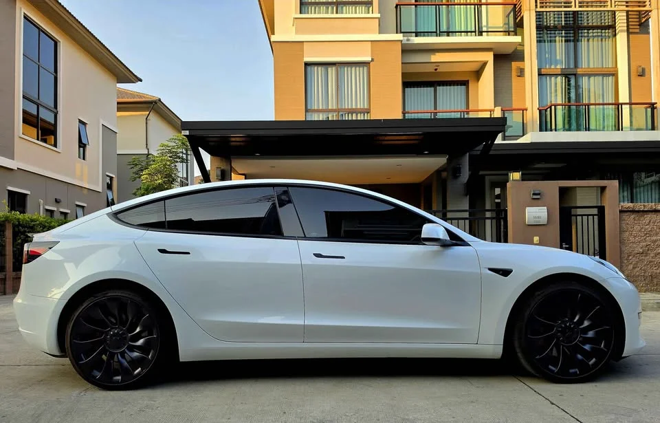 2022 Tesla Model 3 2