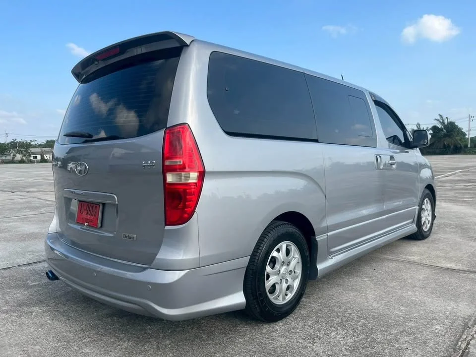 2011 Hyundai H-1 II 3