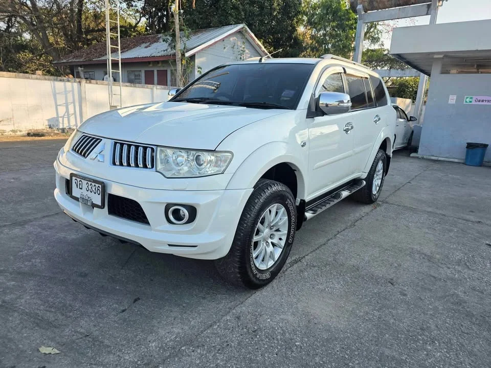 2012 Mitsubishi Pajero Sport II 3