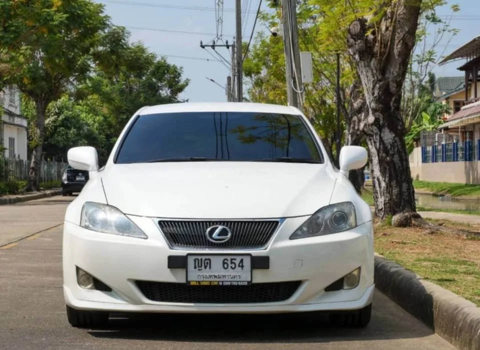 2007 Lexus IS II 2