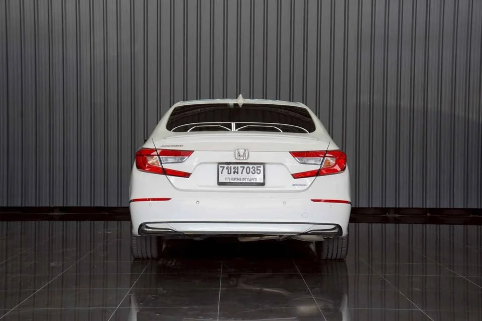 2020 Honda Accord X 2