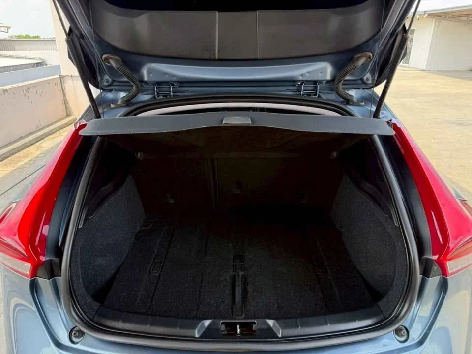 2014 Volvo V40 II 3