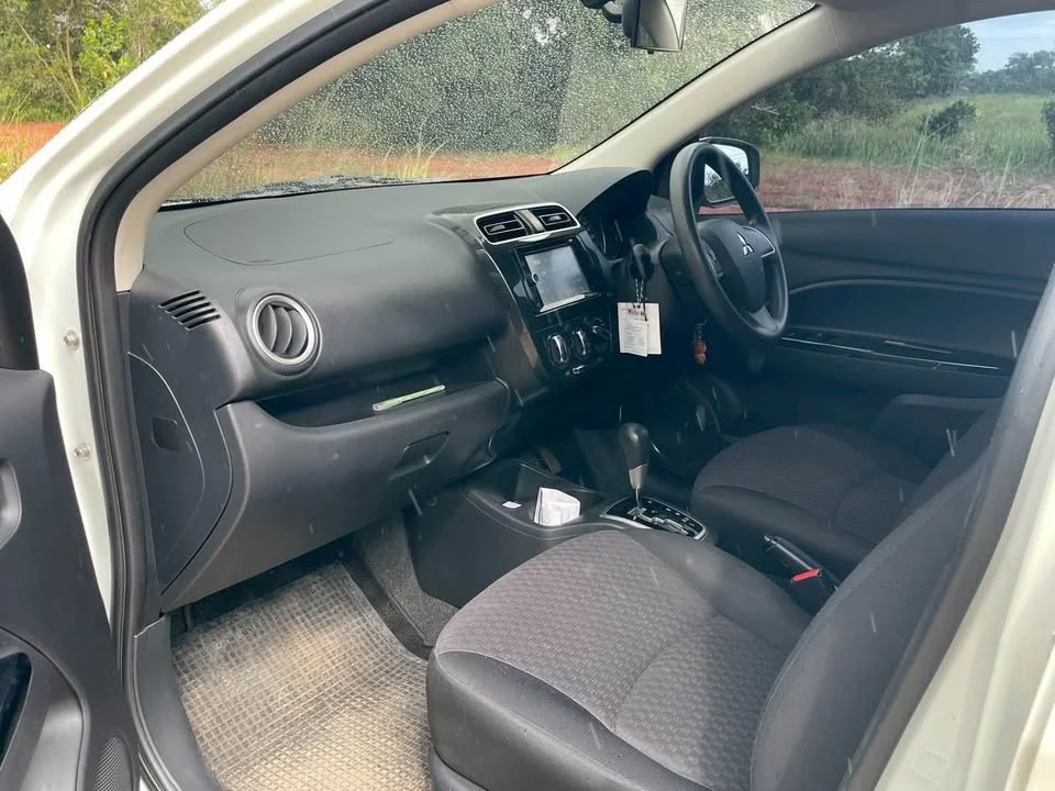 2017 Mitsubishi Mirage VI 3