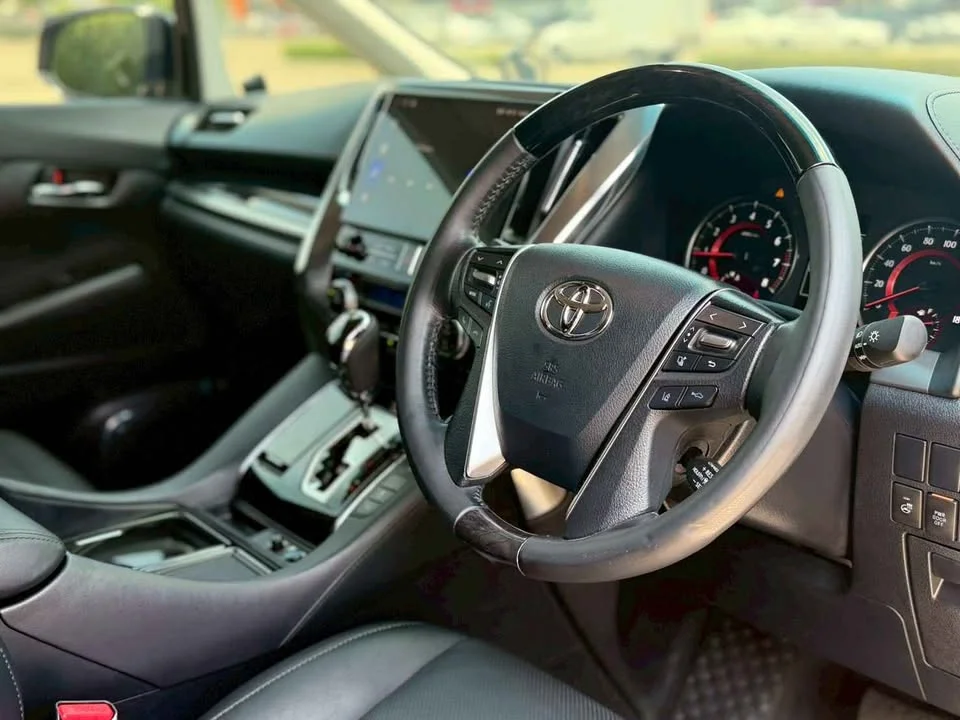 2023 Toyota Alphard, Vellfire III (AH30) 3