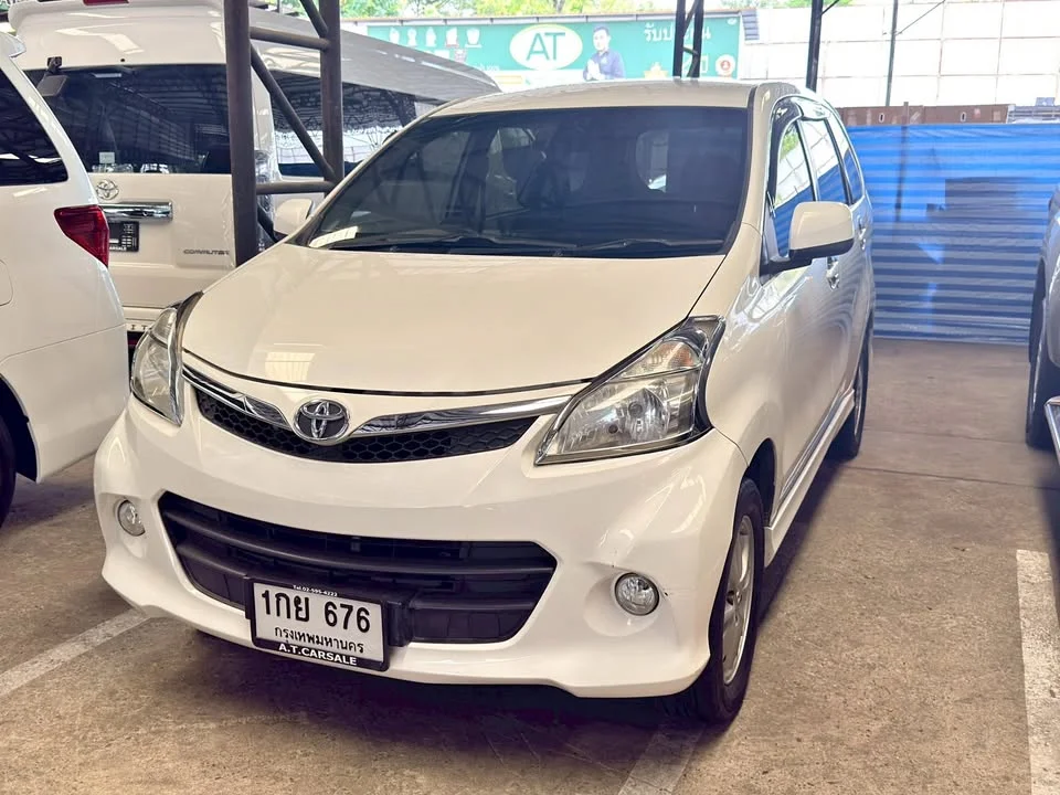 2012 Toyota Avanza II 2