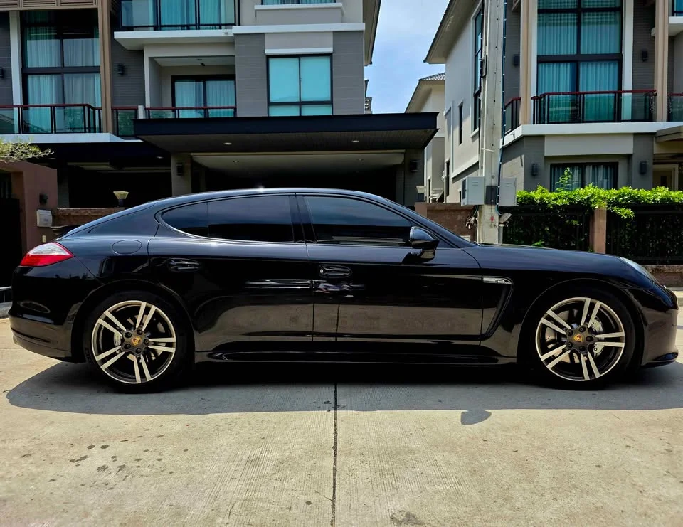 2012 Porsche Panamera I 2