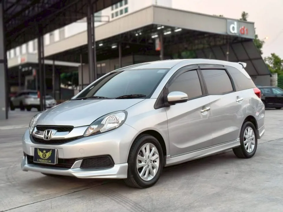 2016 Honda Mobilio II 3