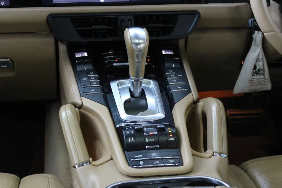 2012 Porsche Cayenne II 3