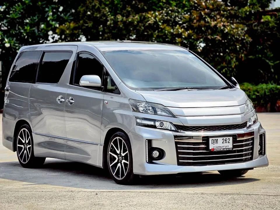 2013 Toyota Alphard, Vellfire II (AH20) 3