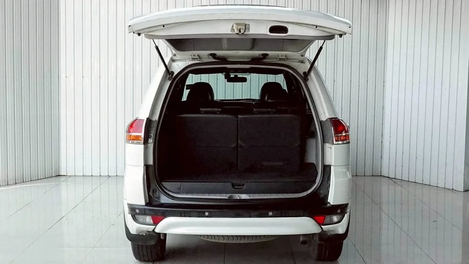 2013 Mitsubishi Pajero Sport II 2