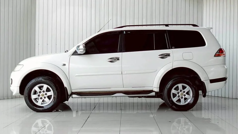 2013 Mitsubishi Pajero Sport II 3