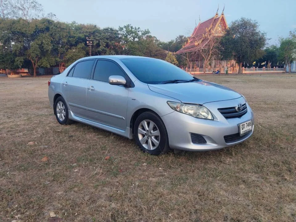 2010 Toyota Corolla Altis X (E140) 2
