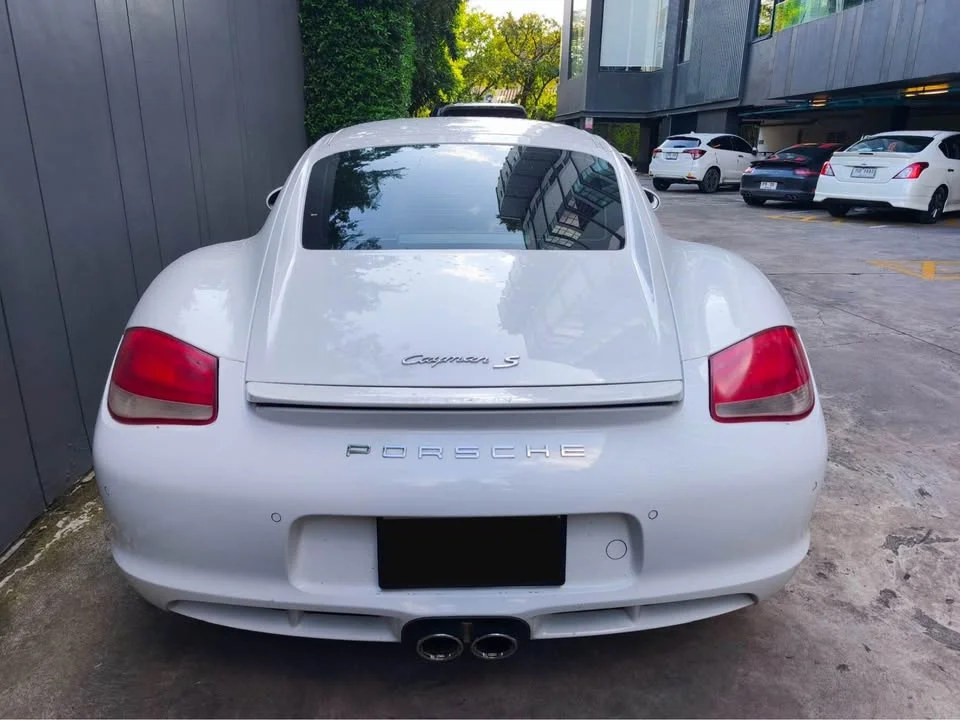 2010 Porsche Boxster and Cayman II 2