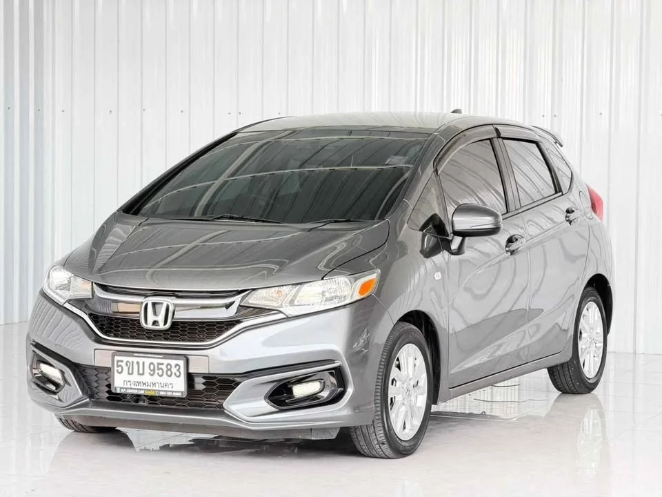 2020 Honda Jazz III 2