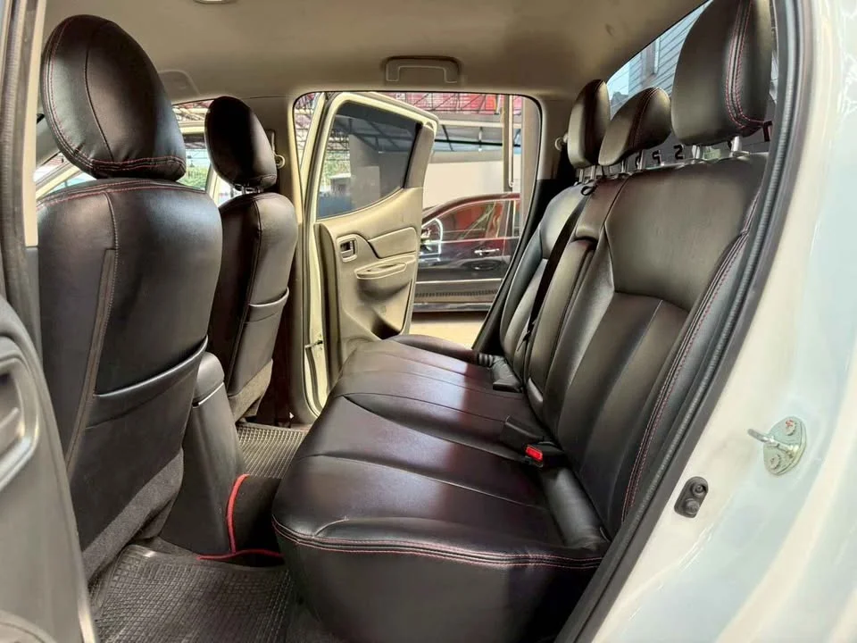 2023 Mitsubishi Triton V 3