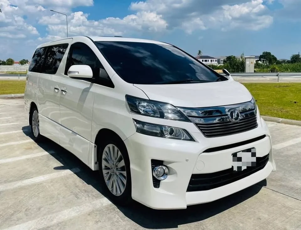 2013 Toyota Alphard, Vellfire II (AH20) 3