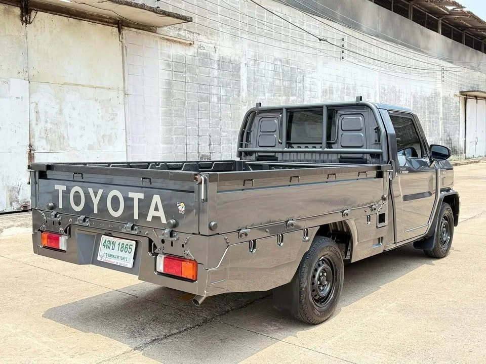 2024 Toyota Hilux Champ AN110 2