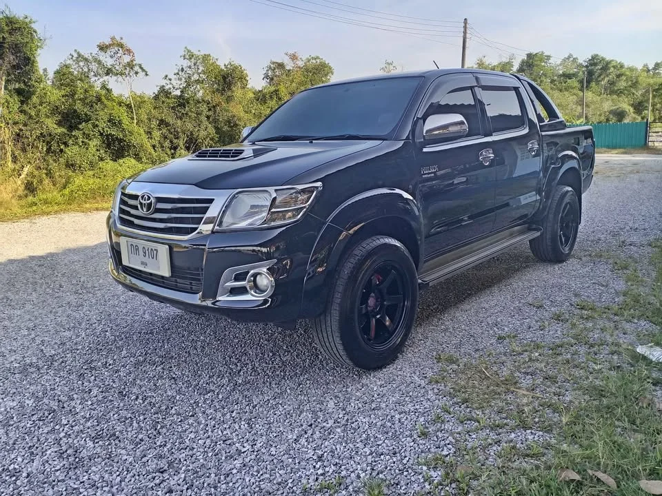 2014 Toyota Hilux VII 3