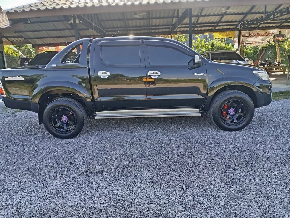 2014 Toyota Hilux VII 2