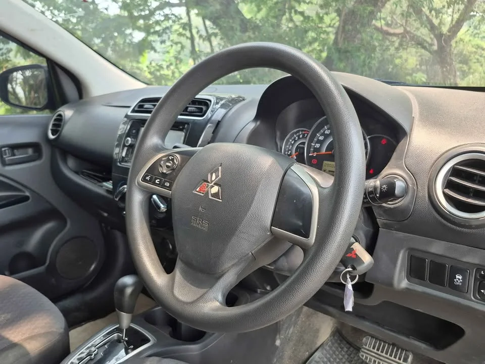 2017 Mitsubishi Mirage VI 2
